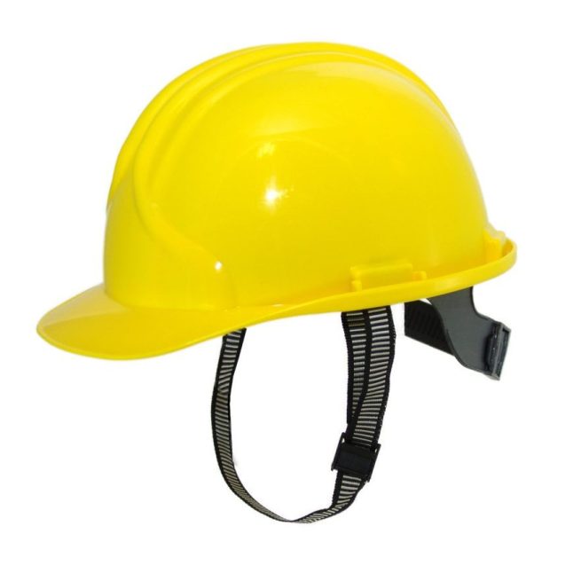 Casco de protección con barboquejo
